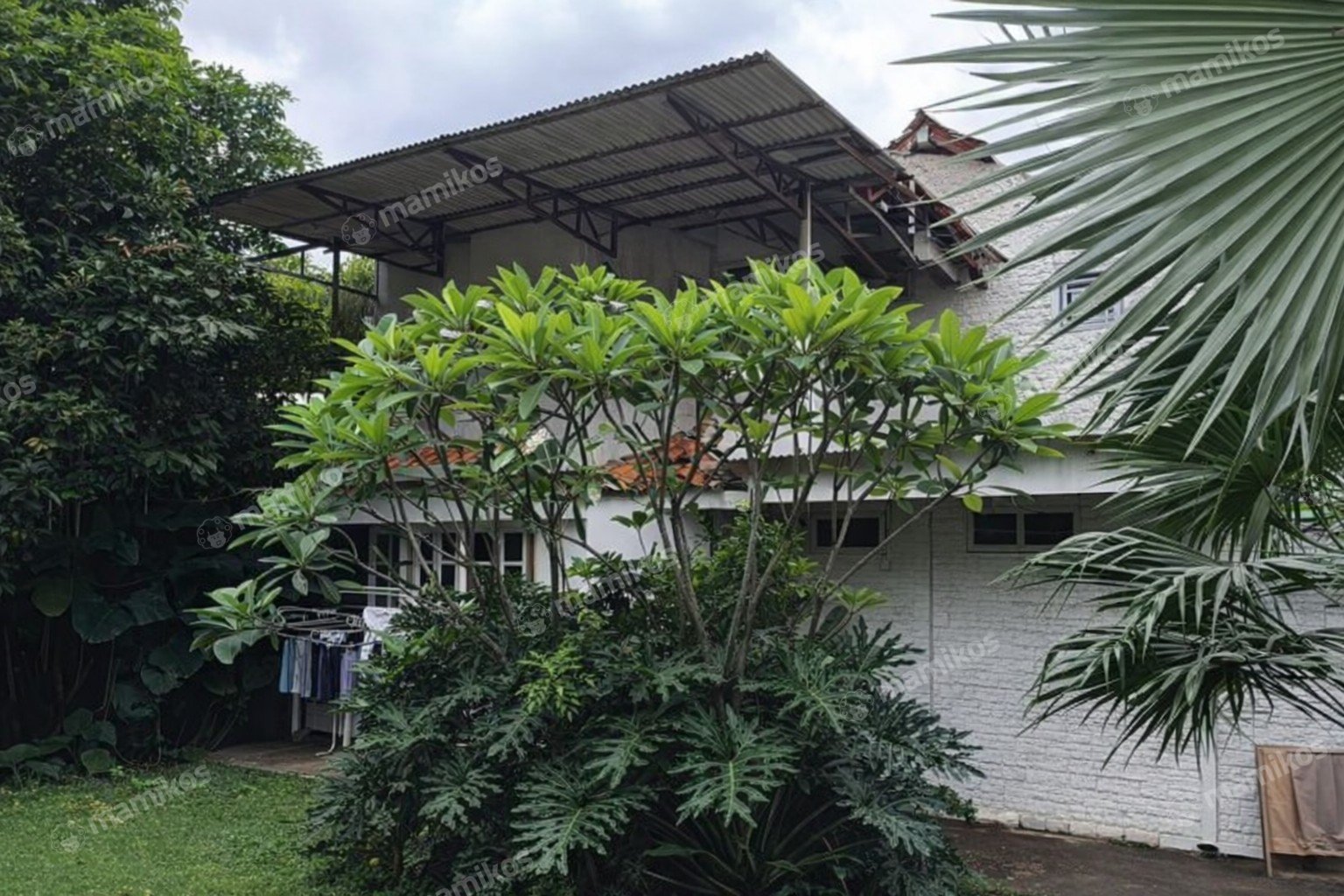 Rumah Sertifikat SHM 3 Kamar Tidur 2 Kamar Mandi Joglo Jakarta Barat