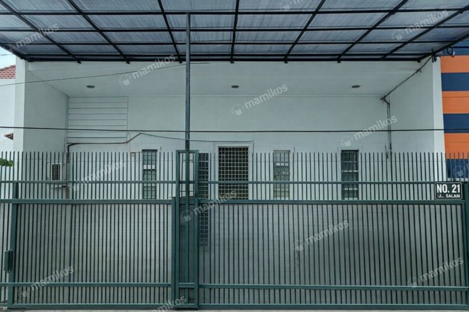 Rumah Sertifikat SHM 4 Kamar Tidur 4 Kamar Mandi Bojong Indah Jakarta Barat