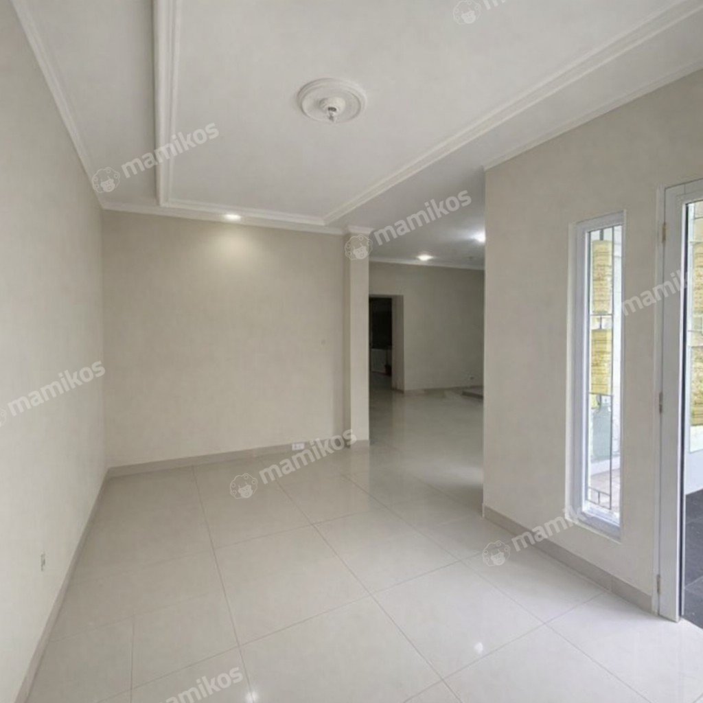 Rumah Sertifikat SHM 3 Kamar Tidur 3 Kamar Mandi Kota Wisata Jakarta Timur - Photo 3