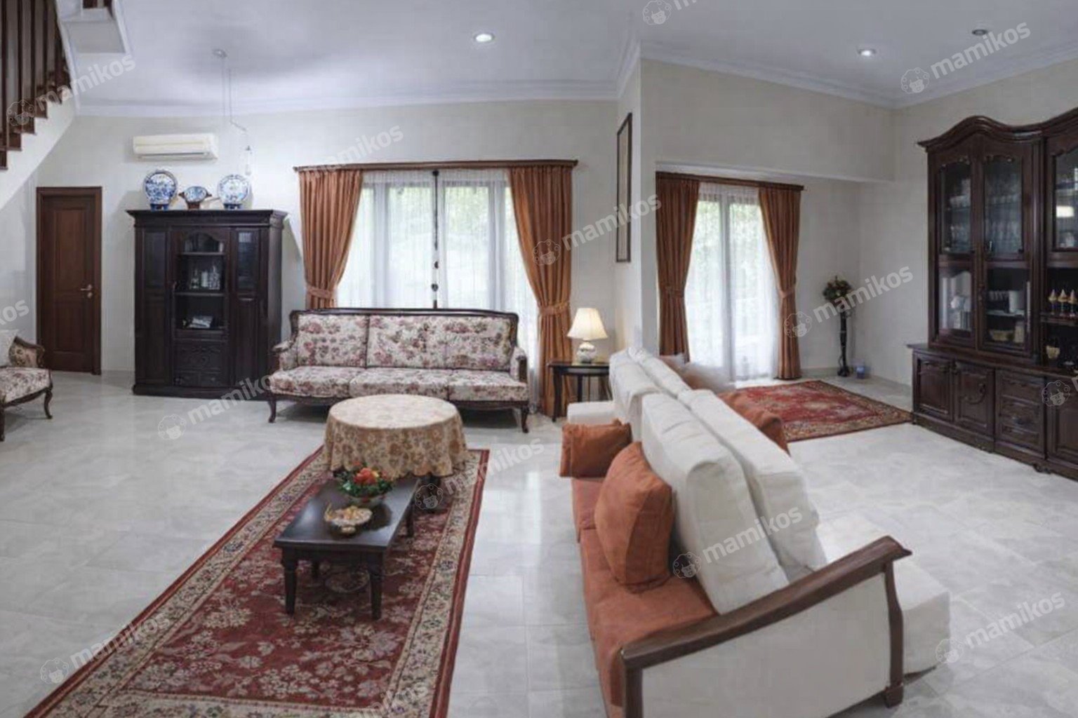 Rumah Sertifikat SHM 5 Kamar Tidur 4 Kamar Mandi Cilandak Jakarta Selatan - Photo 2