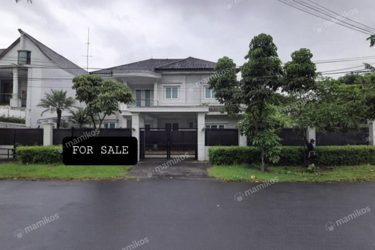 Rumah Sertifikat SHM 6 Kamar Tidur 4 Kamar Mandi Kav DKI Jakarta Barat