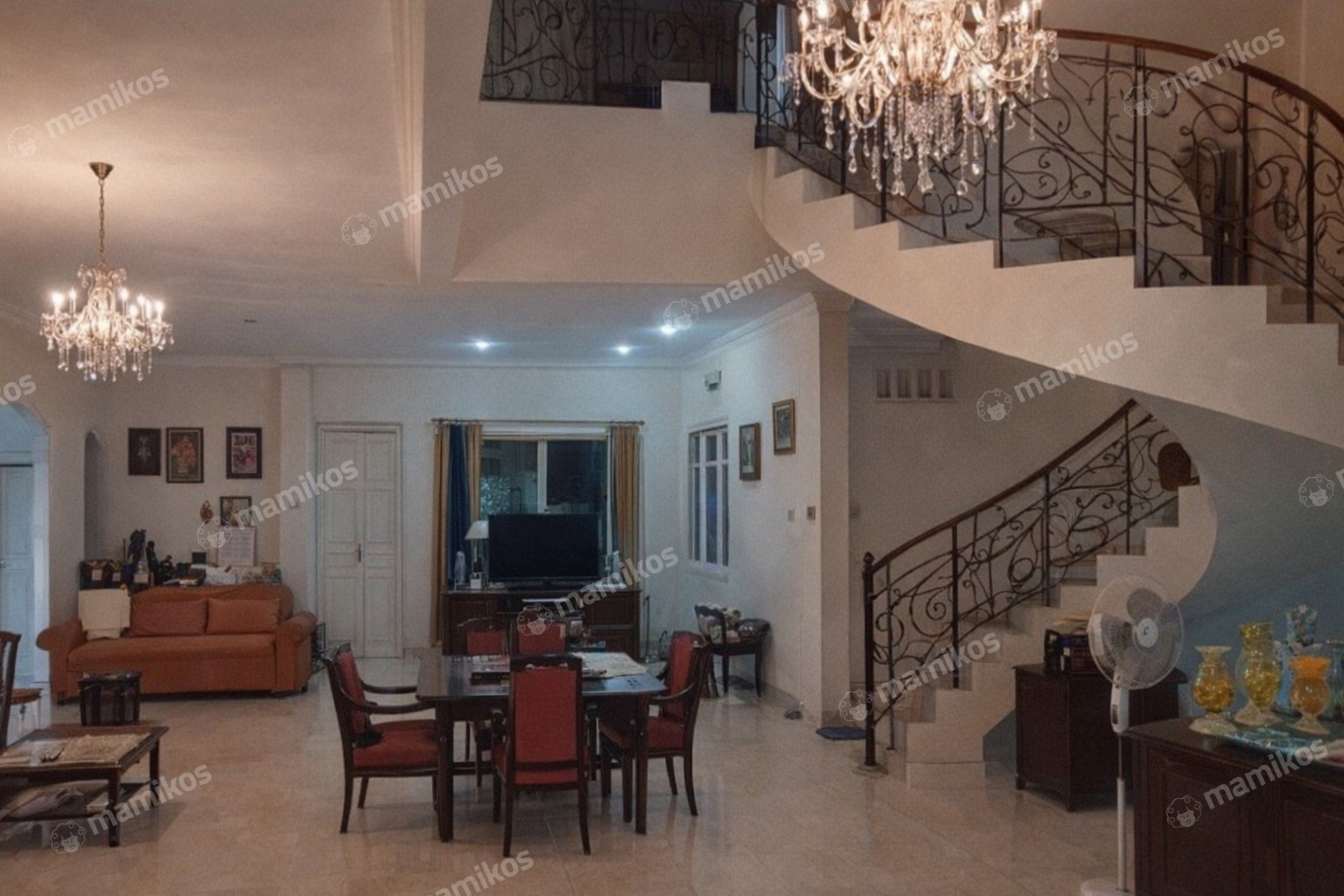 Rumah Sertifikat SHM 6 Kamar Tidur 4 Kamar Mandi Kav DKI Jakarta Barat - Photo 3