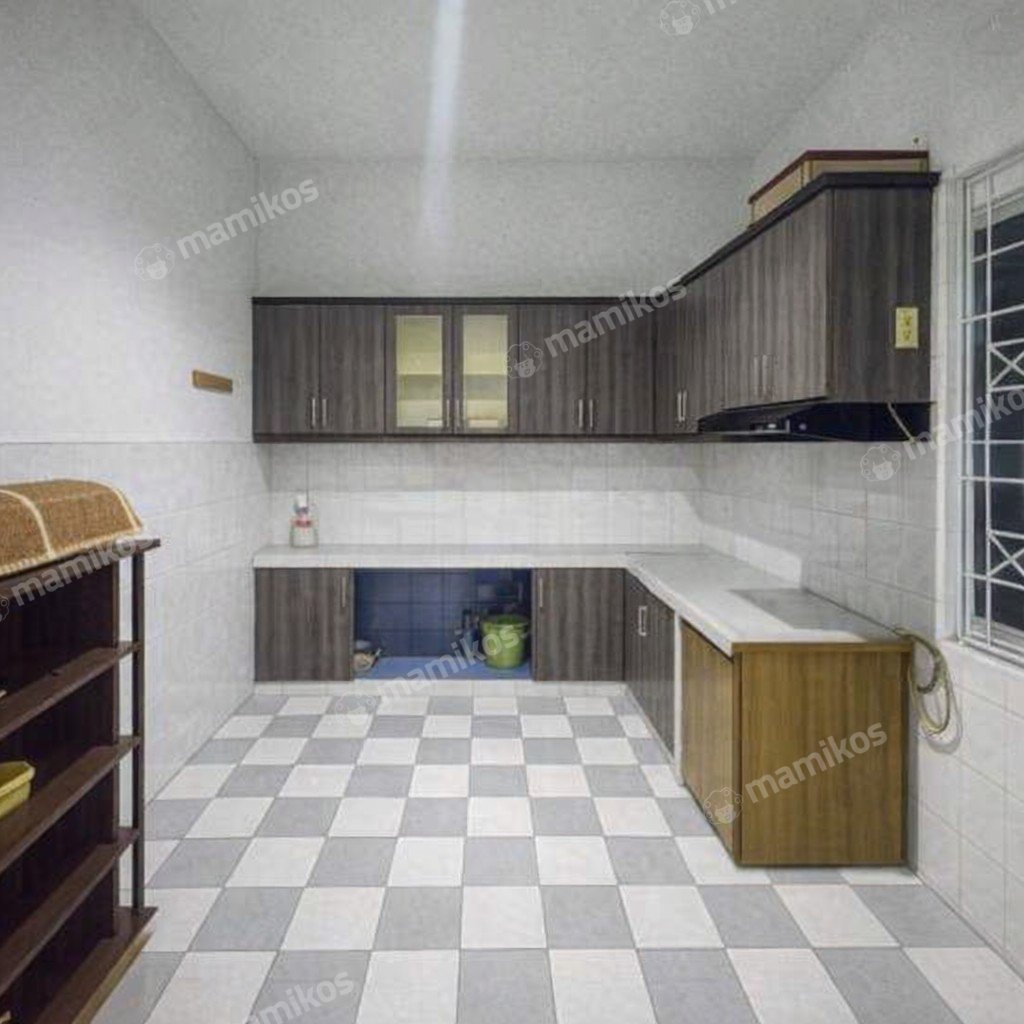 Rumah Sertifikat SHM 3 Kamar Tidur 3 Kamar Mandi Permata Buana Jakarta Barat - Photo 2