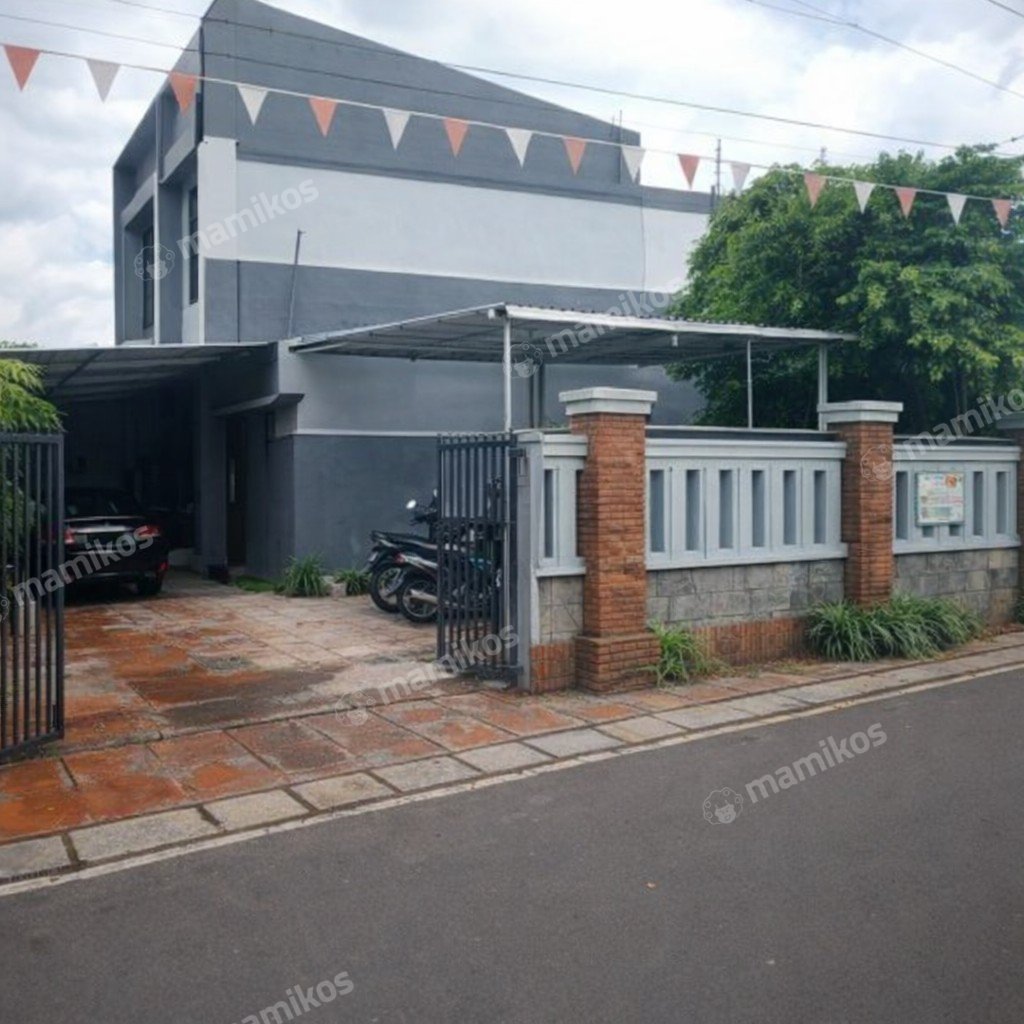 Rumah Sertifikat SHM 10 Kamar Tidur 6 Kamar Mandi Duren Sawit Jakarta Timur - Photo 2