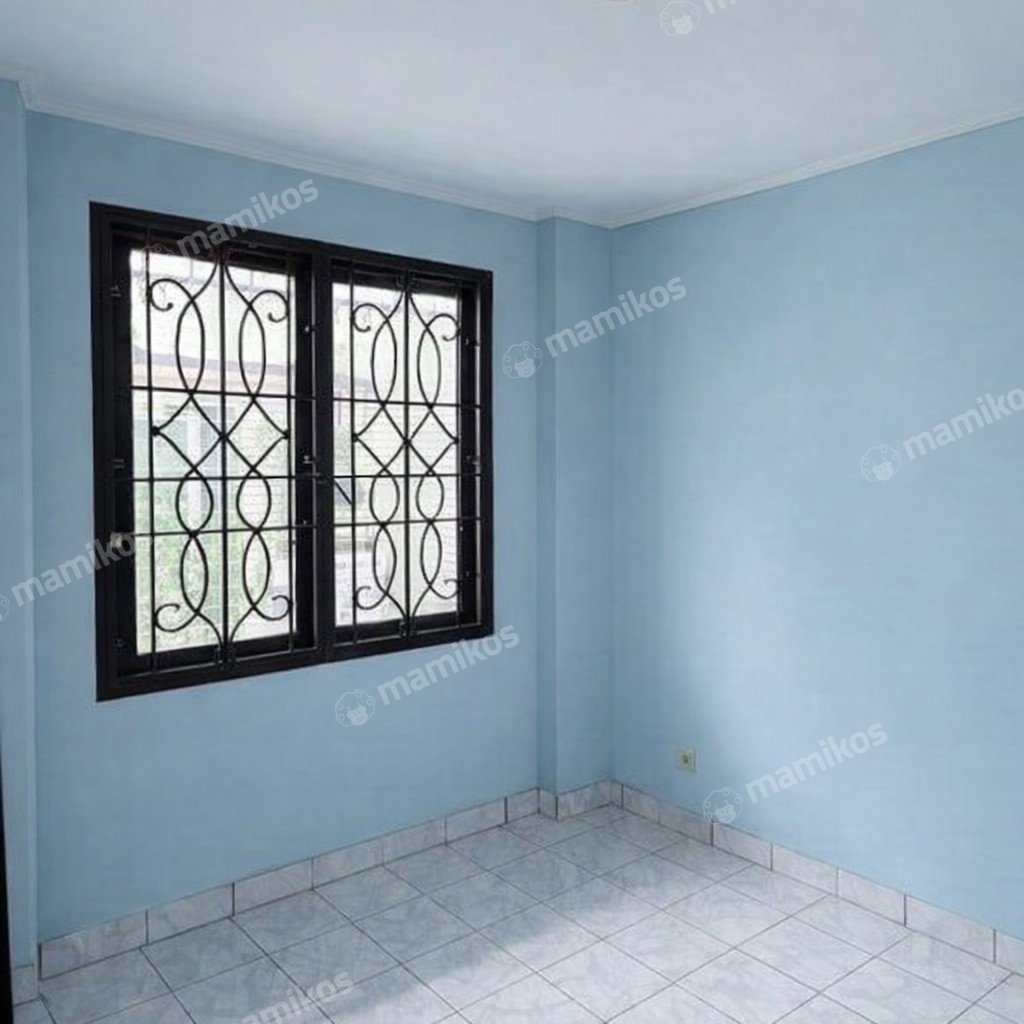 Rumah Sertifikat SHM 4 Kamar Tidur 3 Kamar Mandi Daan Mogot Jakarta Barat - Photo 3