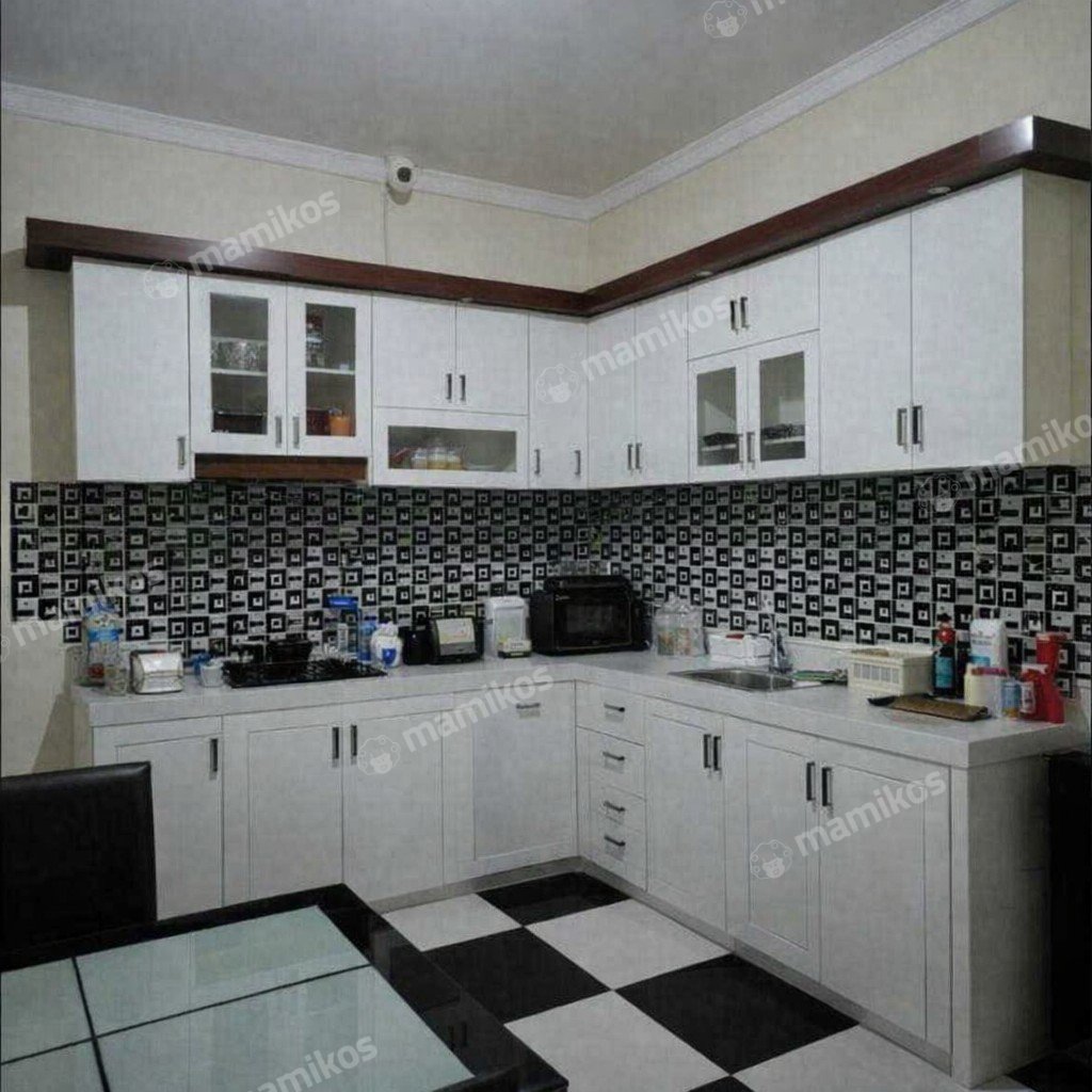 Rumah Sertifikat SHM 3 Kamar Tidur 3 Kamar Mandi Green Lake City Jakarta Barat - Photo 2
