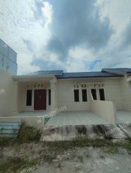 Rumah Sertifikat SHM 2 Kamar Tidur 1 Kamar Mandi Medan Helvetia Medan - Photo 2