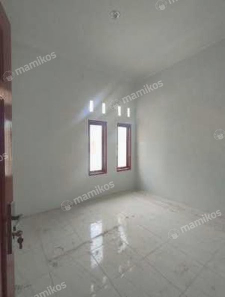 Rumah Sertifikat SHM 2 Kamar Tidur 1 Kamar Mandi Medan Helvetia Medan - Photo 3