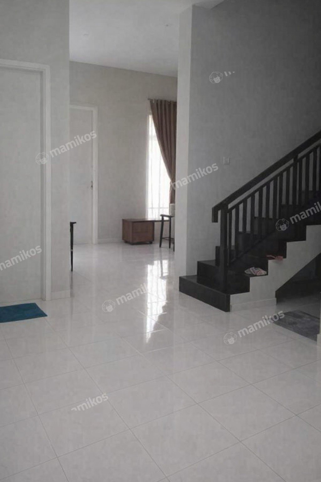Rumah Sertifikat PPJB 4 Kamar Tidur 4 Kamar Mandi Raffles Hills Jakarta Timur - Photo 5