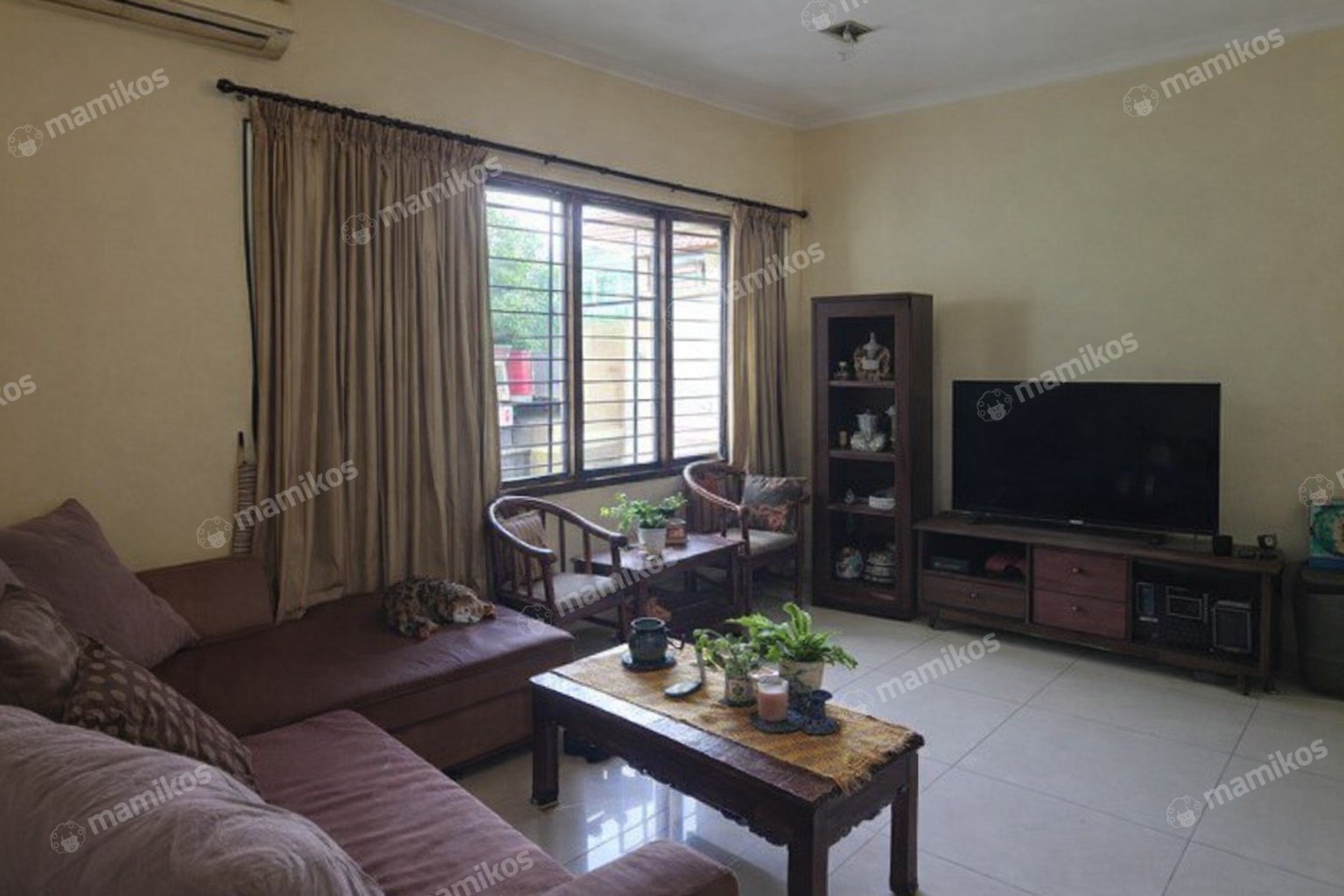 Rumah Sertifikat SHM 4 Kamar Tidur 3 Kamar Mandi Pulomas Jakarta Timur