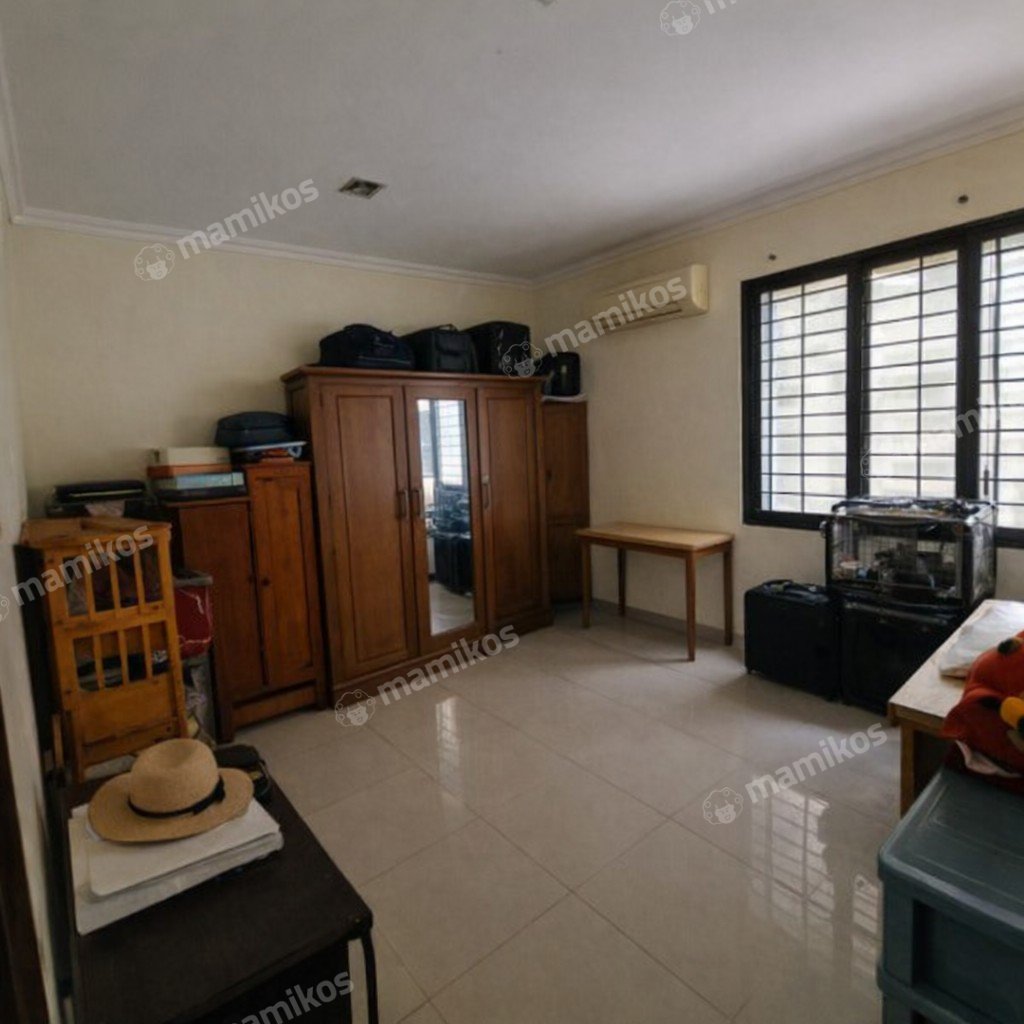 Rumah Sertifikat SHM 4 Kamar Tidur 3 Kamar Mandi Pulomas Jakarta Timur - Photo 4