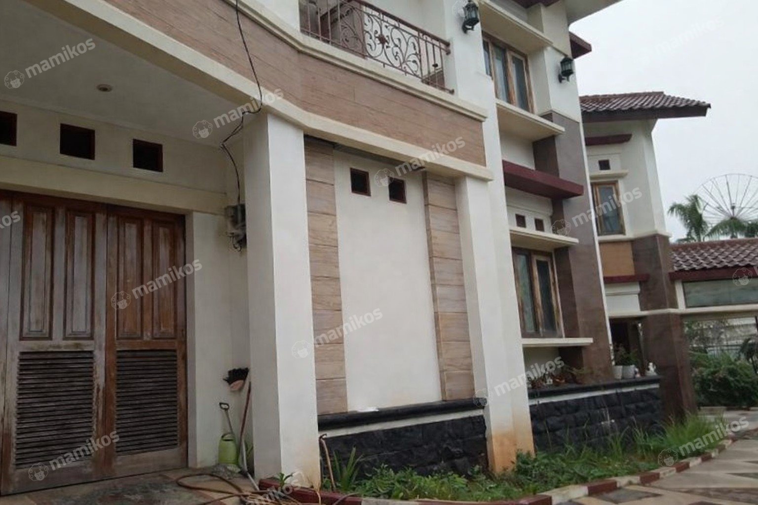 Rumah Sertifikat SHM 4 Kamar Tidur 5 Kamar Mandi Muara Karang Jakarta Utara