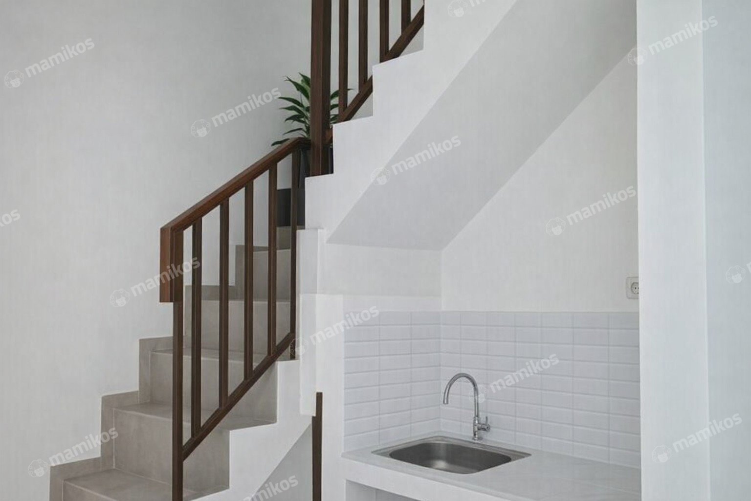 Rumah Sertifikat SHM 3 Kamar Tidur 3 Kamar Mandi Setiabudi Jakarta Selatan - Photo 5
