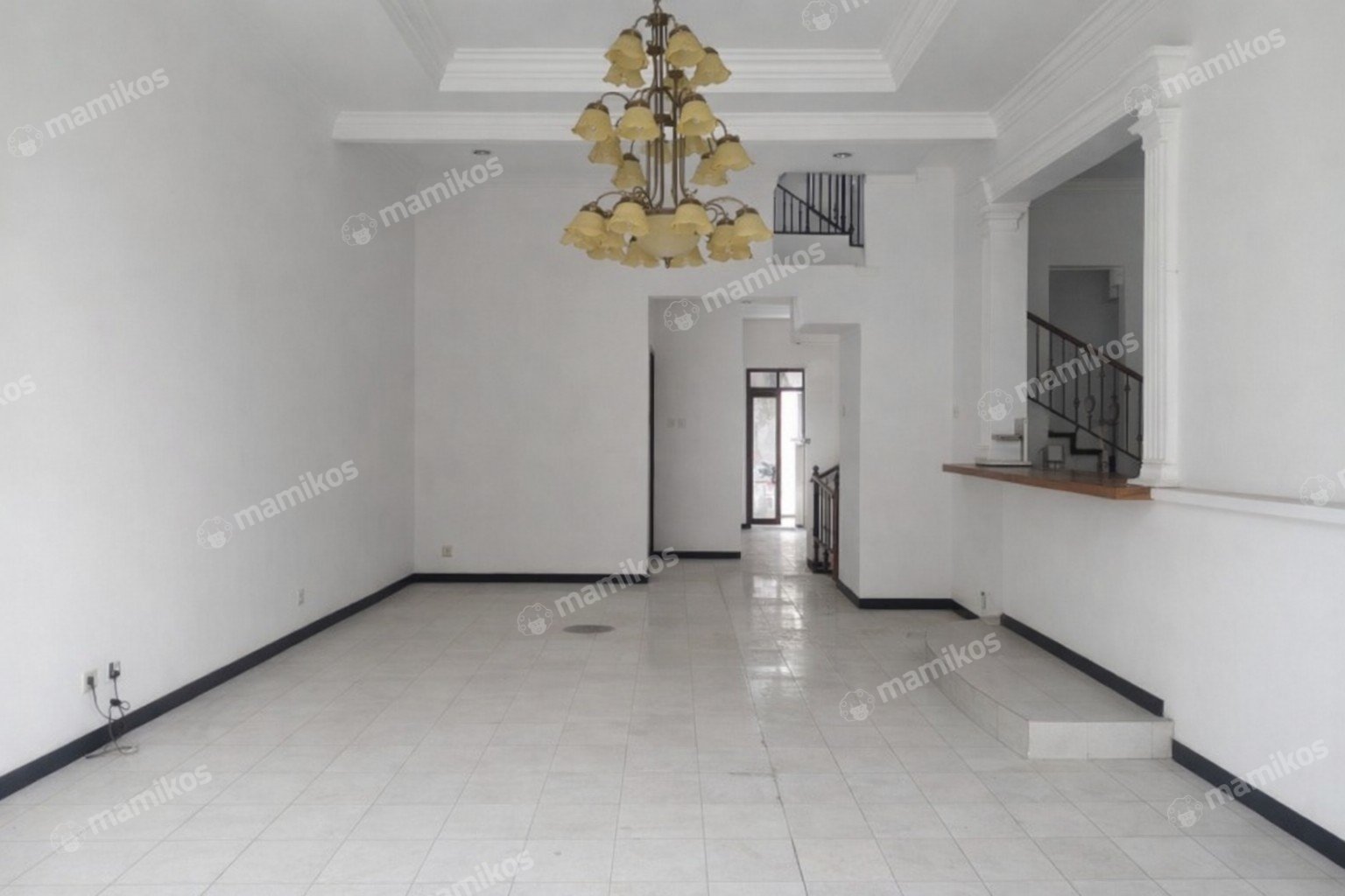 Rumah Sertifikat SHM 4 Kamar Tidur 4 Kamar Mandi Permata Buana Jakarta Barat - Photo 3