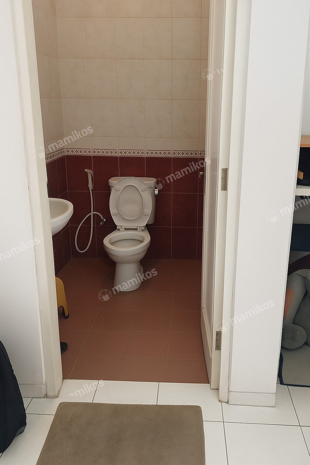 Rumah 4 Kamar Tidur 4 Kamar Mandi 2 Lantai Kota Wisata Jakarta Timur - Photo 4