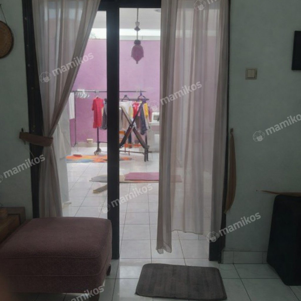 Rumah 4 Kamar Tidur 4 Kamar Mandi 2 Lantai Kota Wisata Jakarta Timur - Photo 5