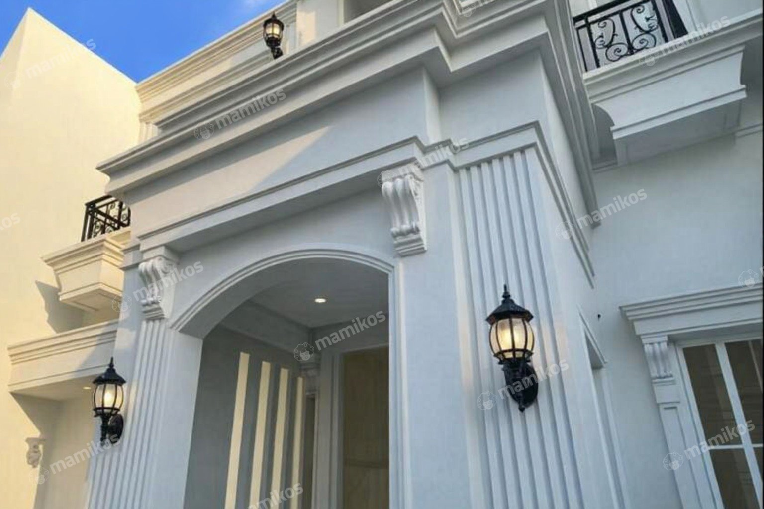 Rumah Sertifikat SHM 4 Kamar Tidur 3 Kamar Mandi Joglo Jakarta Barat