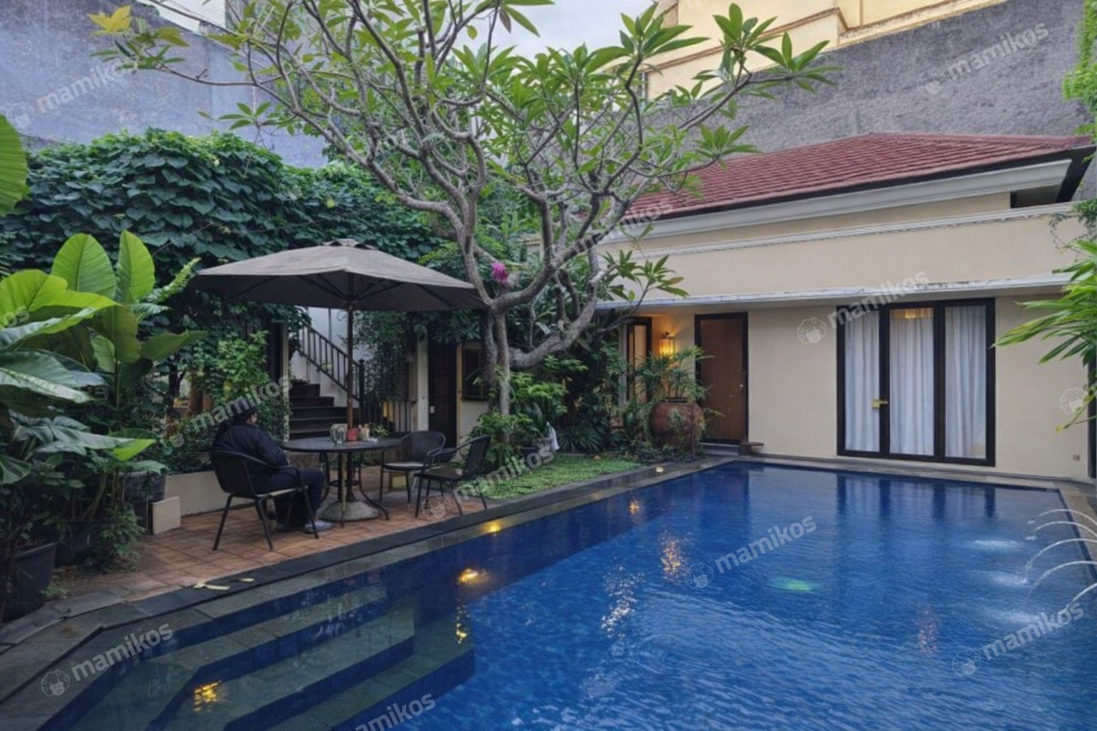 Rumah Sertifikat SHM 3 Kamar Tidur 3 Kamar Mandi Cipete Jakarta Selatan