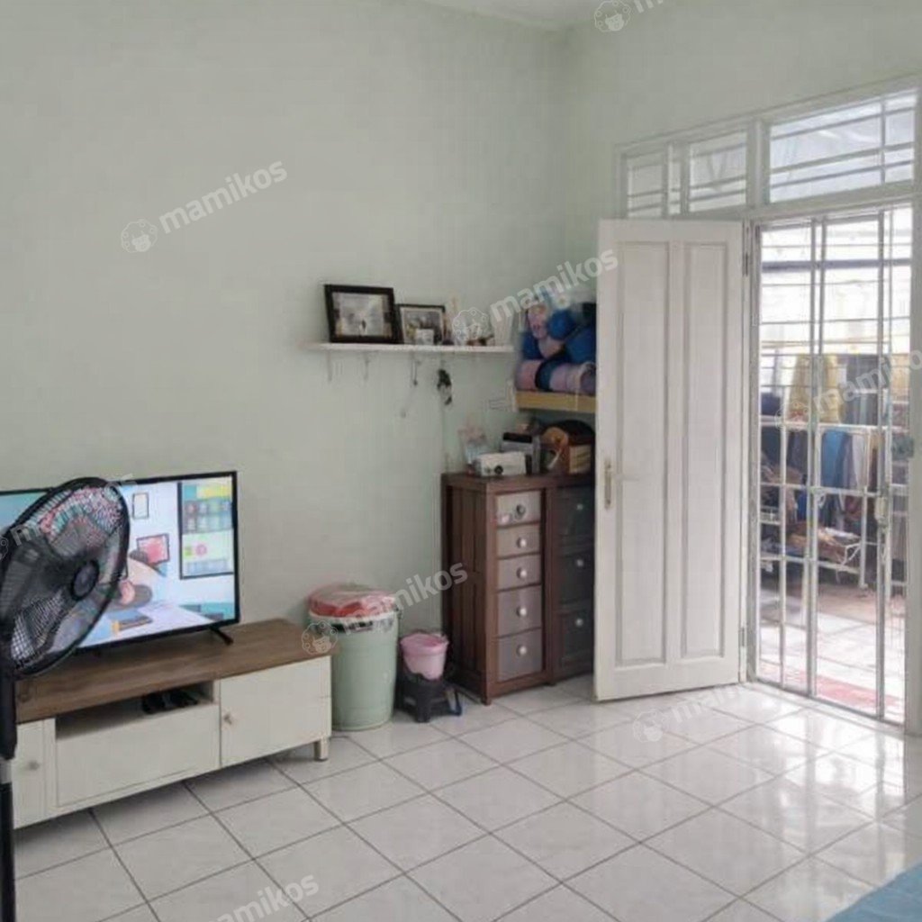 Rumah Sertifikat SHM 2 Kamar Tidur 1 Kamar Mandi Bojong Indah Jakarta Barat - Photo 3