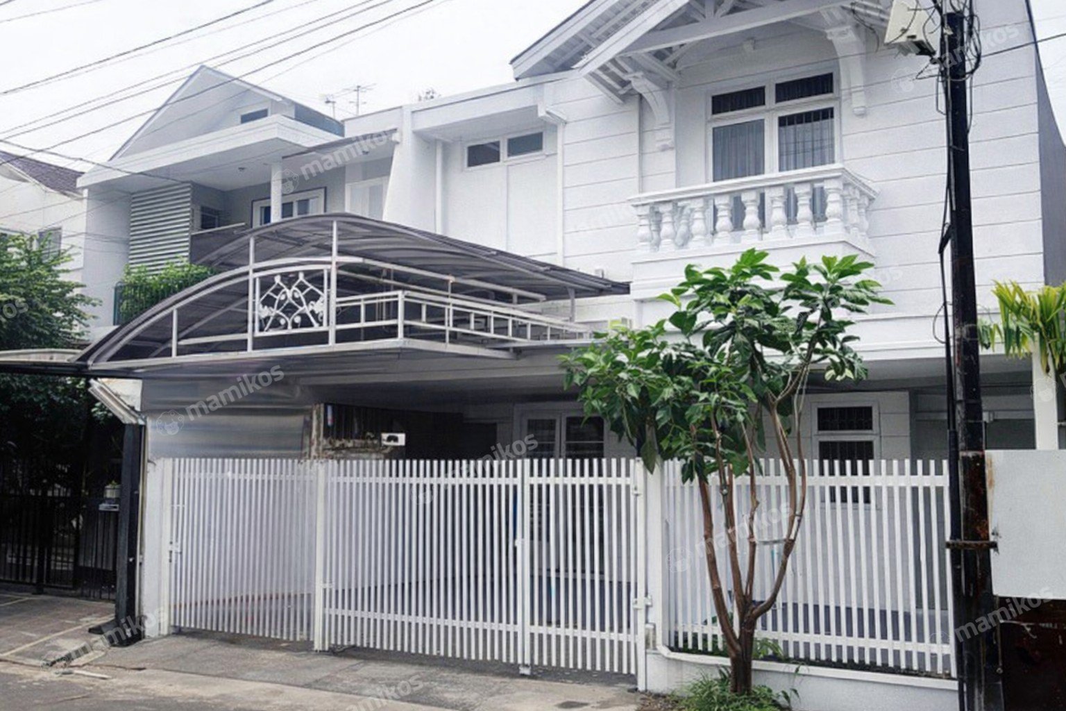 Rumah Sertifikat SHM 4 Kamar Tidur 3 Kamar Mandi Kelapa Gading Jakarta Utara