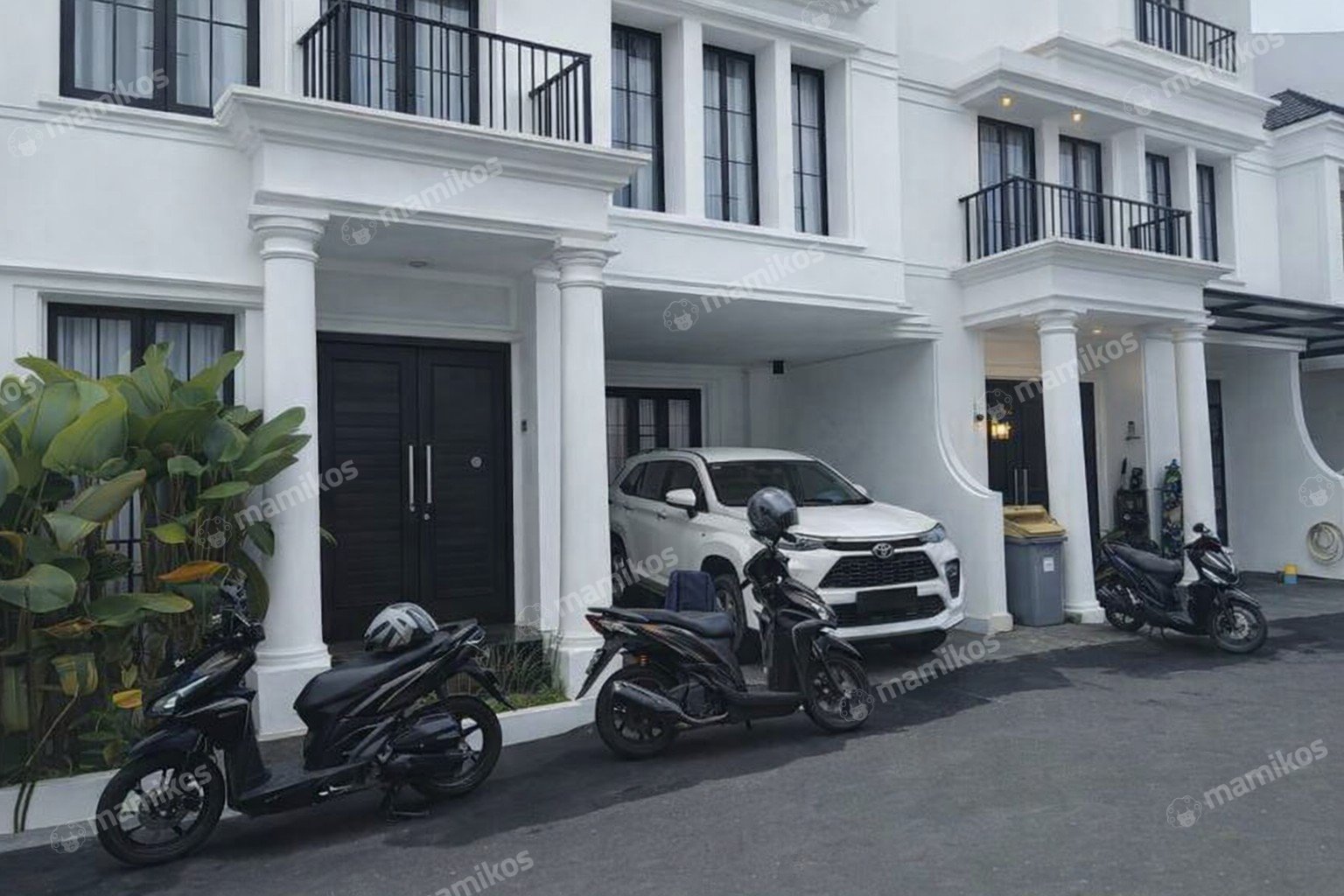 Rumah Sertifikat SHM 5 Kamar Tidur 4 Kamar Mandi Cipayung Jakarta Timur