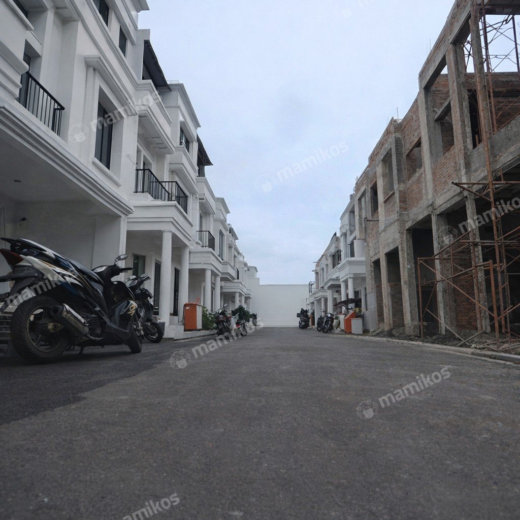 Rumah Sertifikat SHM 5 Kamar Tidur 4 Kamar Mandi Cipayung Jakarta Timur - Photo 4