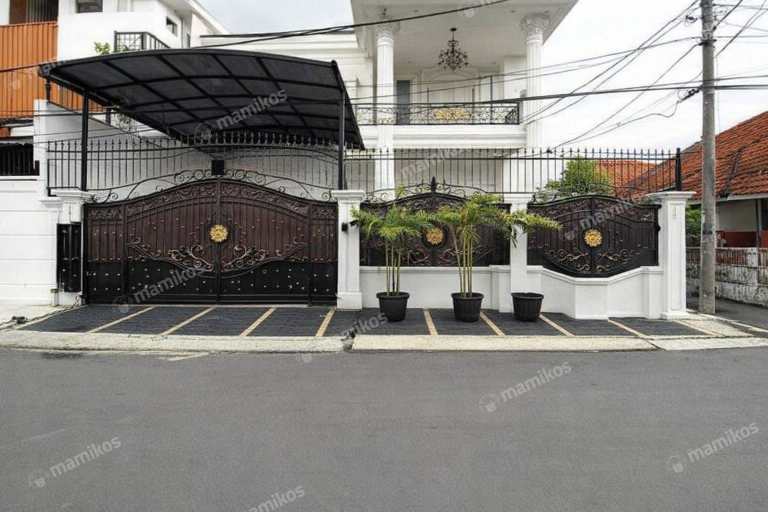 Rumah Sertifikat SHM 4 Kamar Tidur 6 Kamar Mandi Tebet Jakarta Selatan