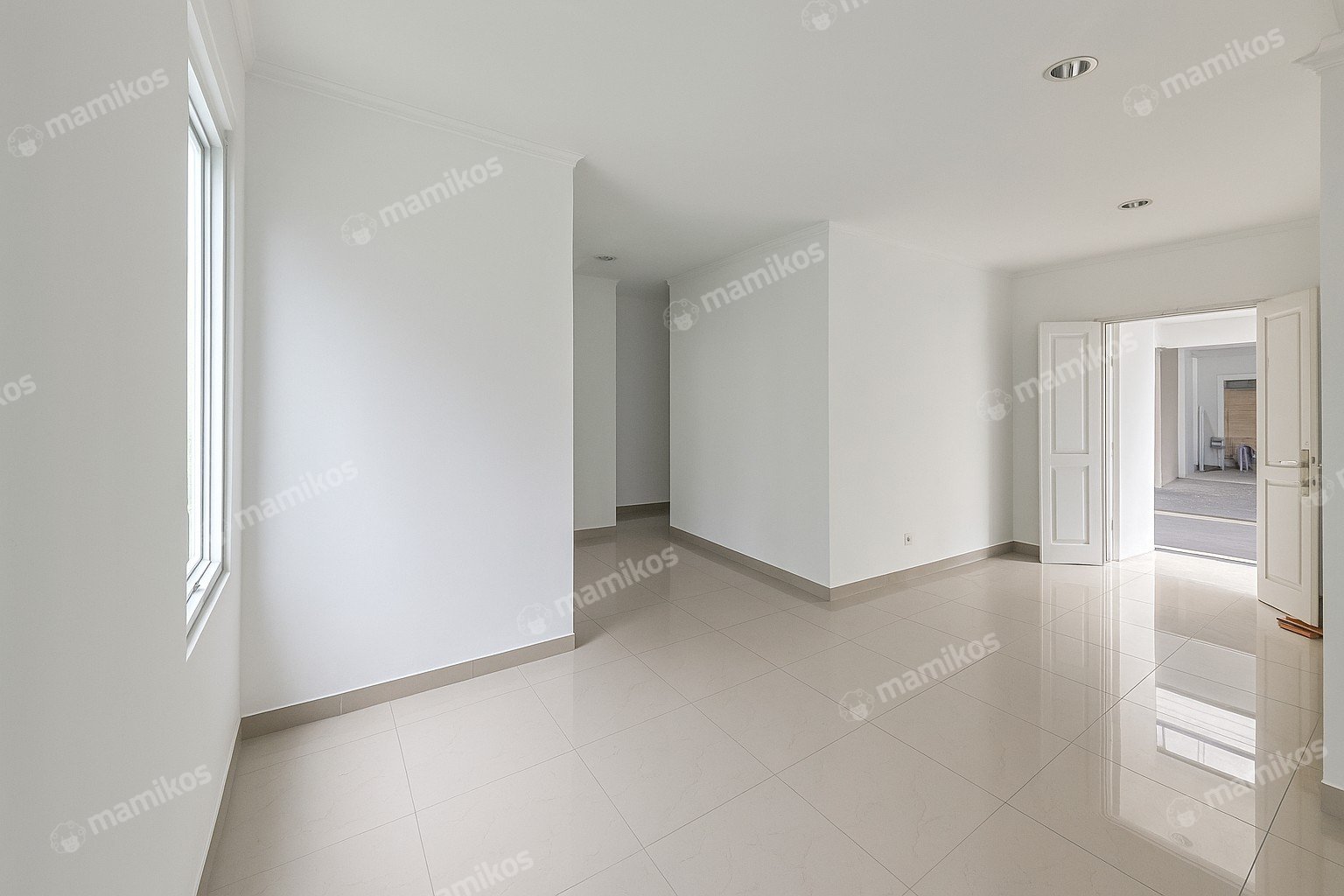Rumah Sertifikat SHM 5 Kamar Tidur 4 Kamar Mandi Jakarta Garden City Jakarta Timur - Photo 4