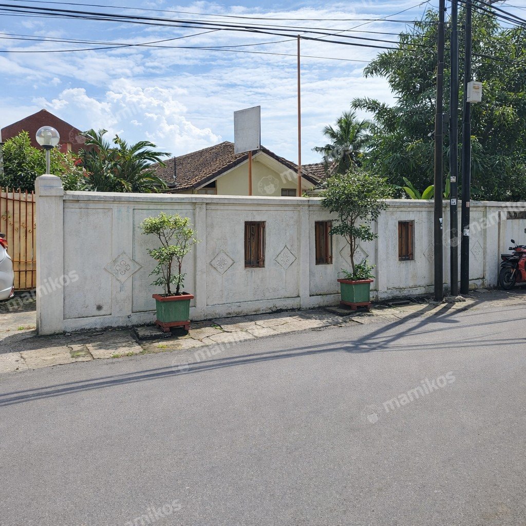Rumah Sertifikat SHM 4 Kamar Tidur 4 Kamar Mandi Kramat Jati Jakarta Timur - Photo 2