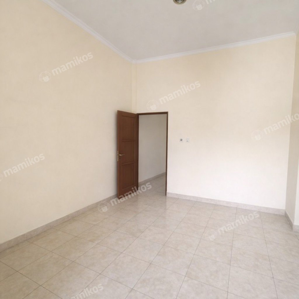 Rumah Sertifikat HGB 3 Kamar Tidur 3 Kamar Mandi Jelambar Jakarta Barat - Photo 4