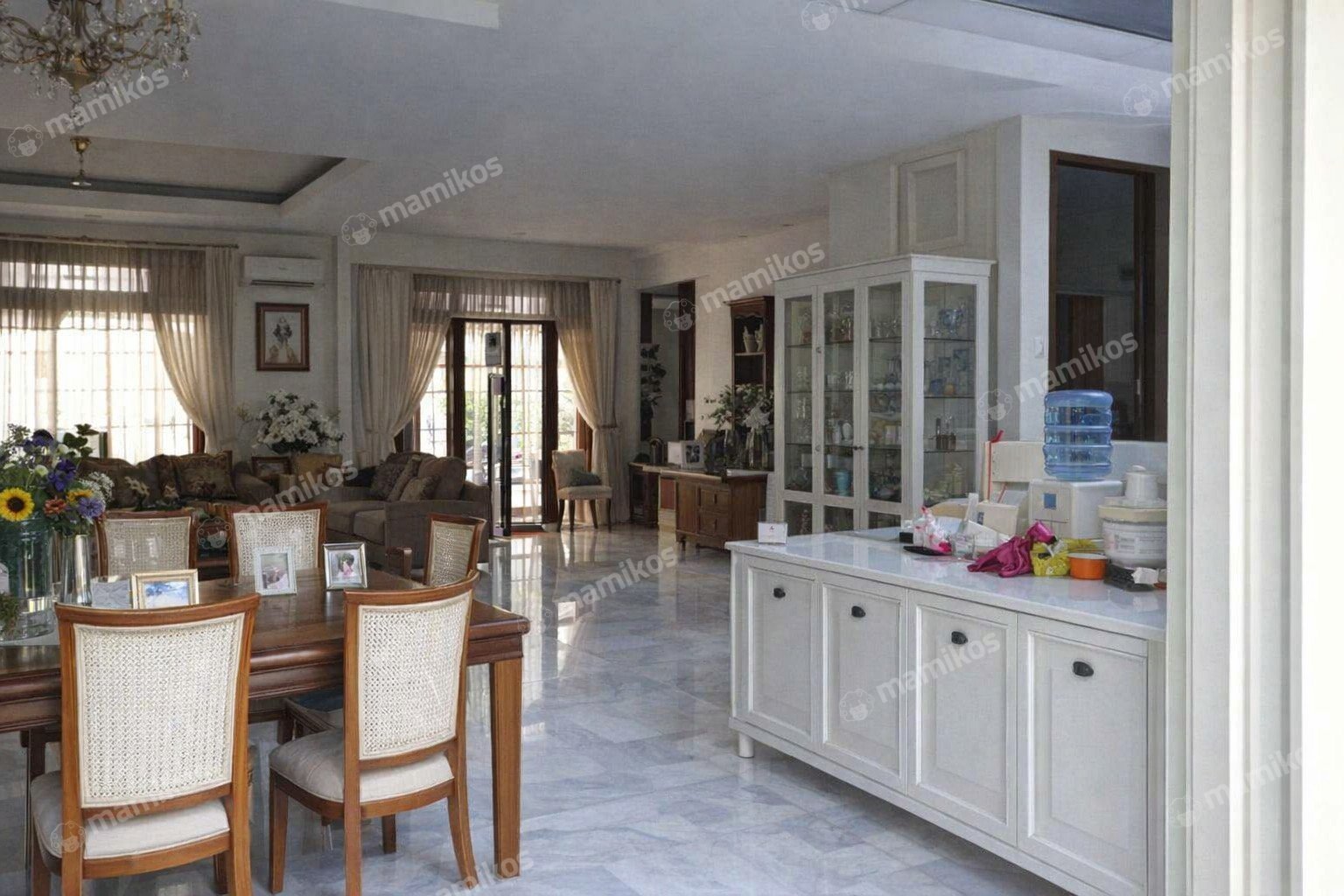 Rumah Sertifikat SHM 5 Kamar Tidur 5 Kamar Mandi Pondok Indah Jakarta Selatan - Photo 4