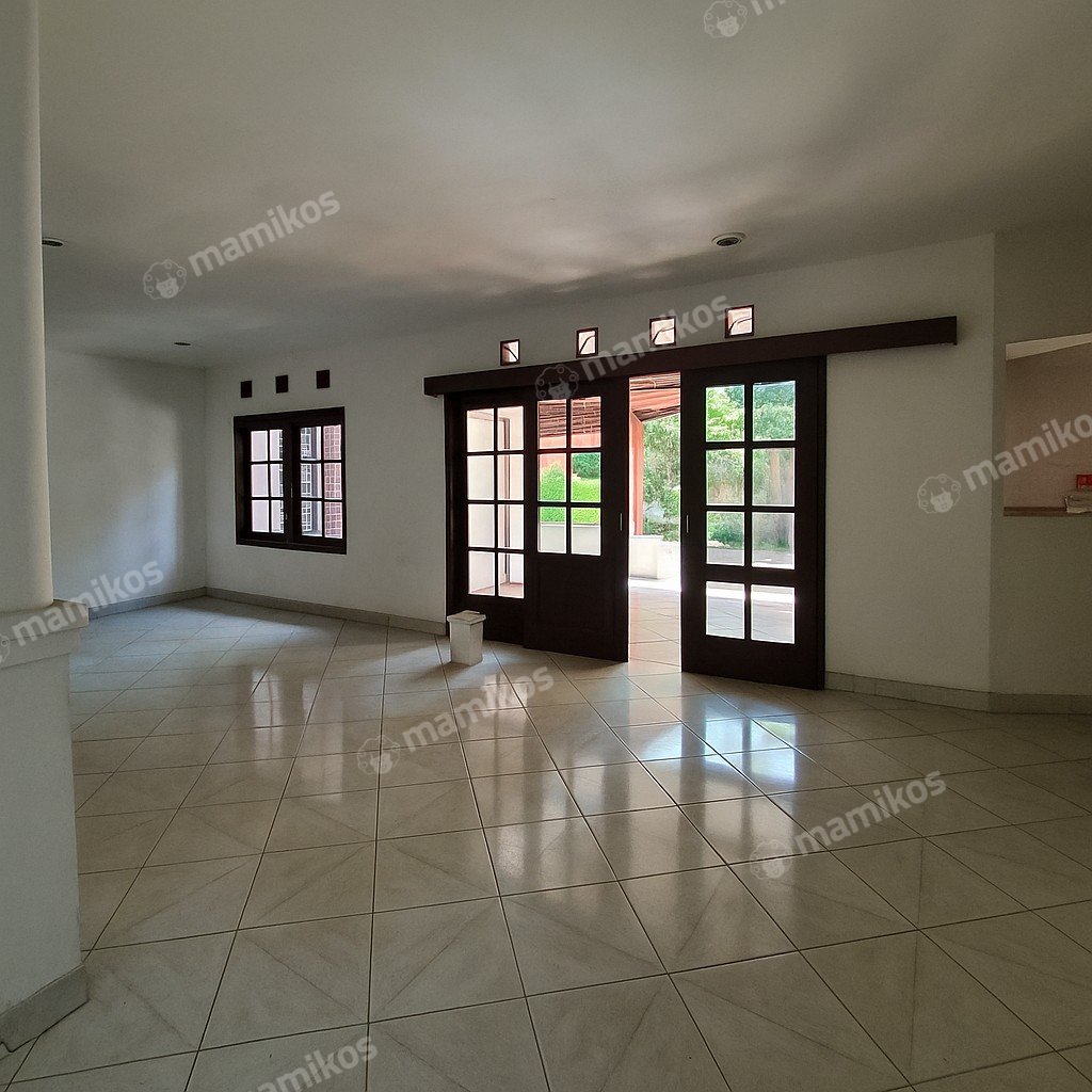 Rumah Sertifikat SHM 4 Kamar Tidur 4 Kamar Mandi Raffles Hills Jakarta Timur - Photo 4