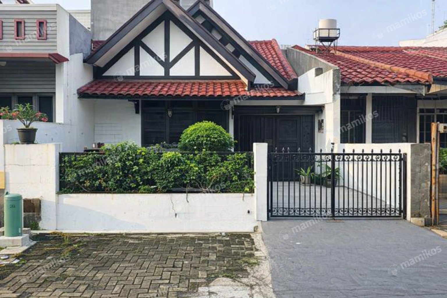 Rumah Sertifikat SHM 3 Kamar Tidur 1 Kamar Mandi Puri Indah Jakarta Barat