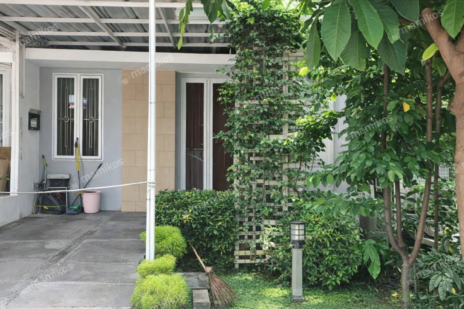 Rumah Sertifikat SHM 2 Kamar Tidur 2 Kamar Mandi Cibubur Jakarta Timur
