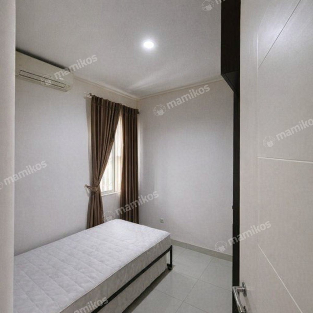 Rumah Sertifikat SHM 2 Kamar Tidur 2 Kamar Mandi Cibubur Jakarta Timur - Photo 3