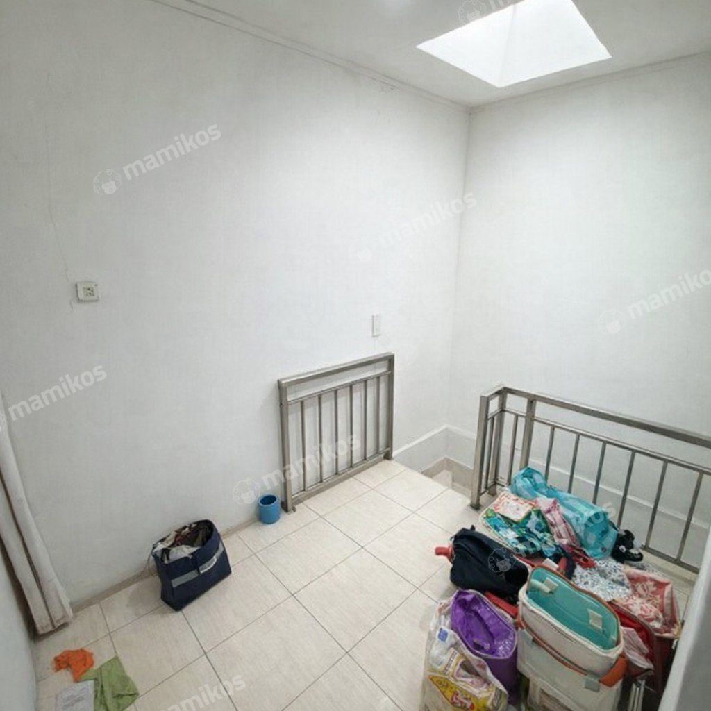 Rumah Sertifikat SHM 2 Kamar Tidur 2 Kamar Mandi Taman Palem Jakarta Barat - Photo 4