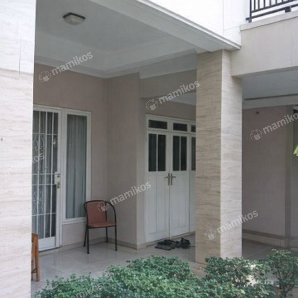 Rumah Sertifikat SHM 5 Kamar Tidur 5 Kamar Mandi Setiabudi Jakarta Selatan - Photo 2