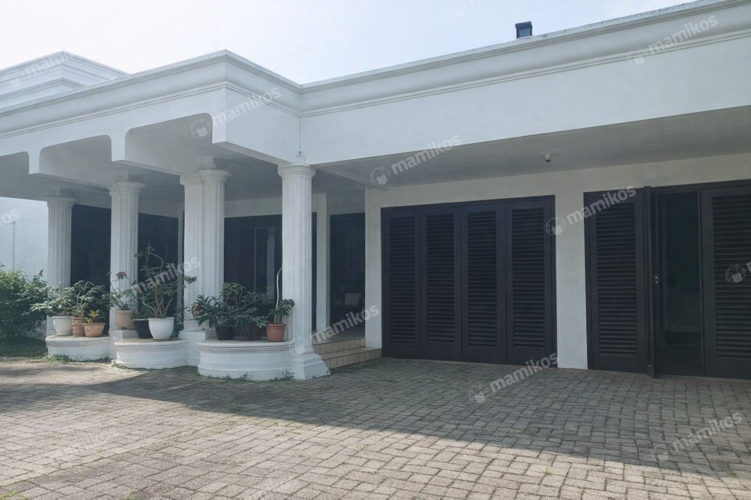 Rumah Sertifikat SHM 5 Kamar Tidur 3 Kamar Mandi Cipete Jakarta Selatan