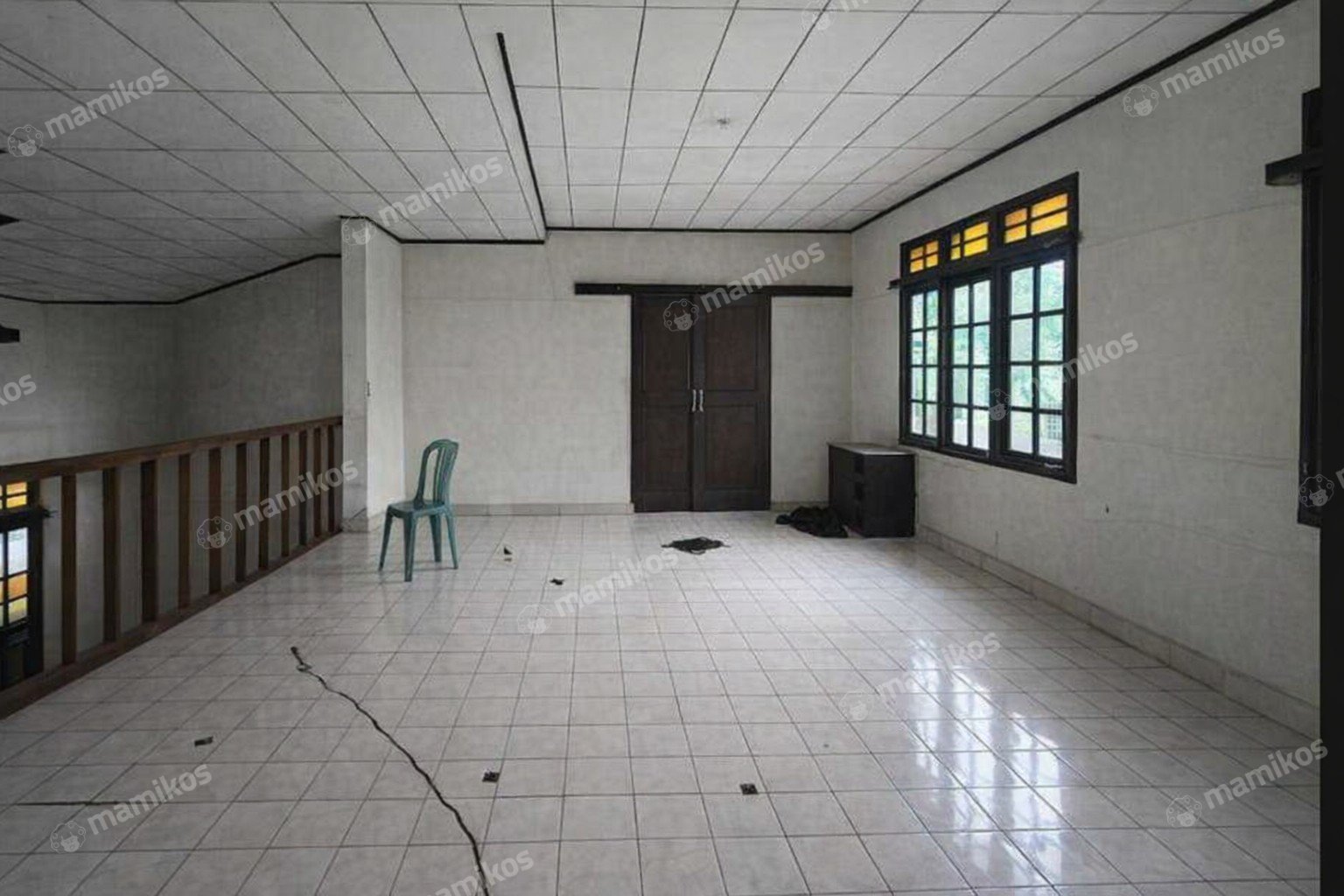 Rumah Sertifikat SHM 5 Kamar Mandi 2 Lantai Kembangan Jakarta Barat - Photo 3
