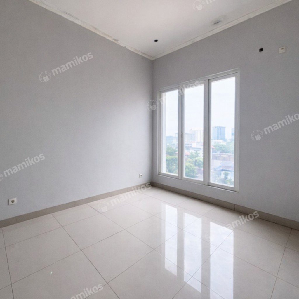 Rumah Sertifikat SHM 3 Kamar Tidur 3 Kamar Mandi Cilandak Jakarta Selatan - Photo 5