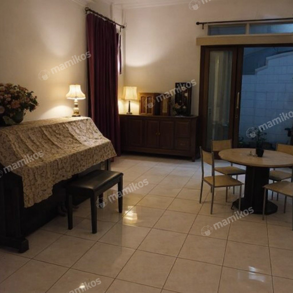 Rumah Sertifikat SHM 6 Kamar Tidur 6 Kamar Mandi Pulo Gadung Jakarta Timur - Photo 4
