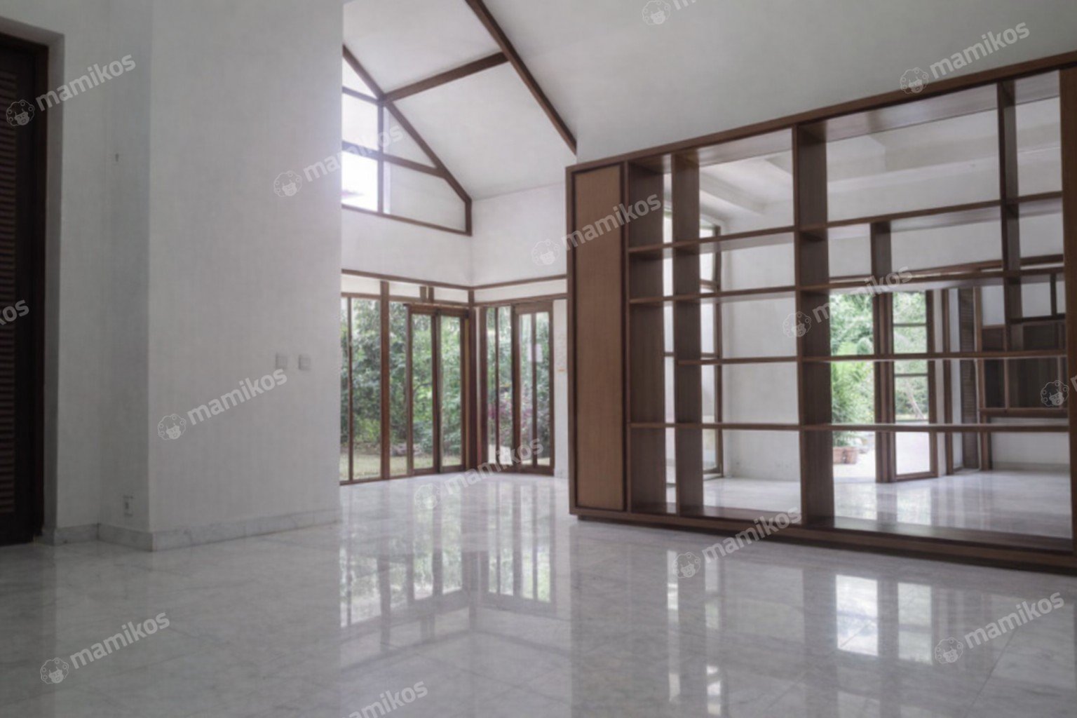 Rumah Sertifikat SHM 5 Kamar Tidur 4 Kamar Mandi Kemang Jakarta Selatan - Photo 4