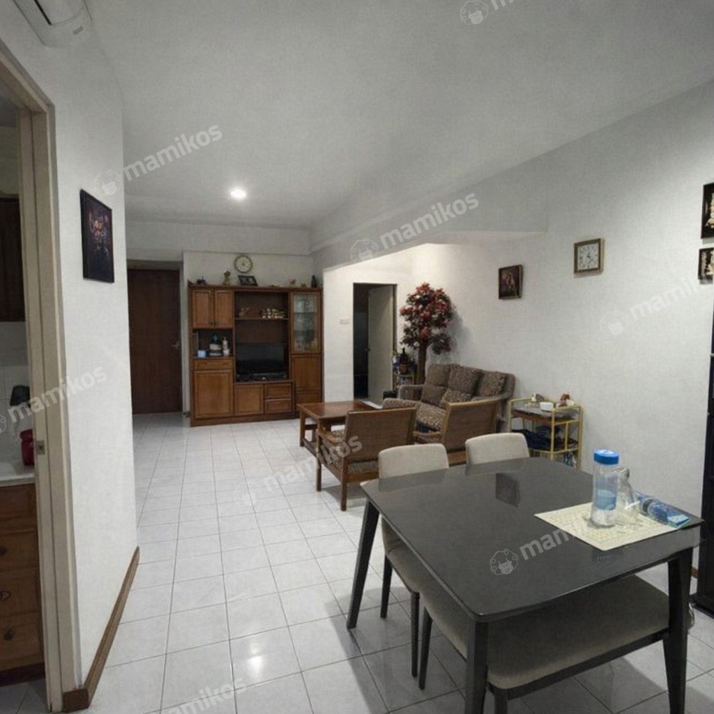 Rumah Sertifikat SHM 3 Kamar Tidur 2 Kamar Mandi Puri Indah Jakarta Barat - Photo 2