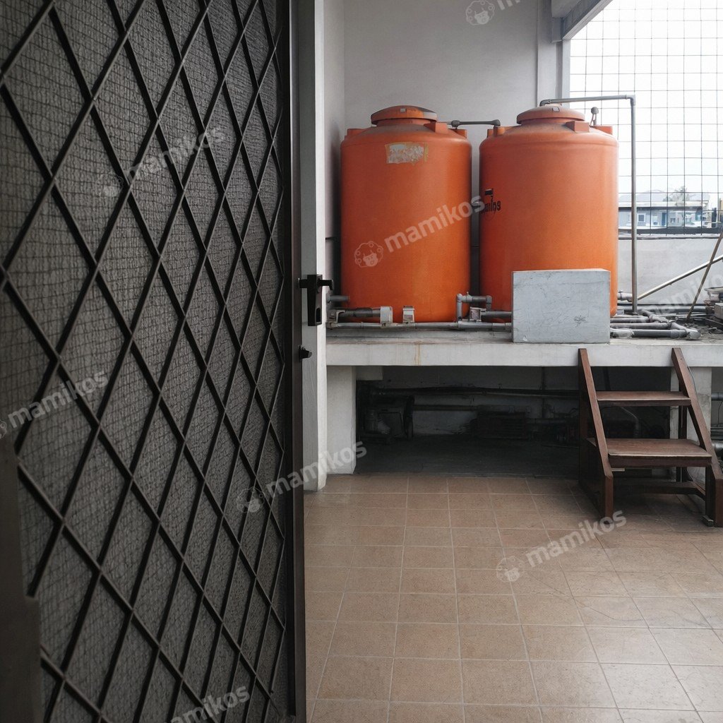 Rumah 2 Kamar Tidur 3 Kamar Mandi 4 Lantai Jelambar Jakarta Barat - Photo 2