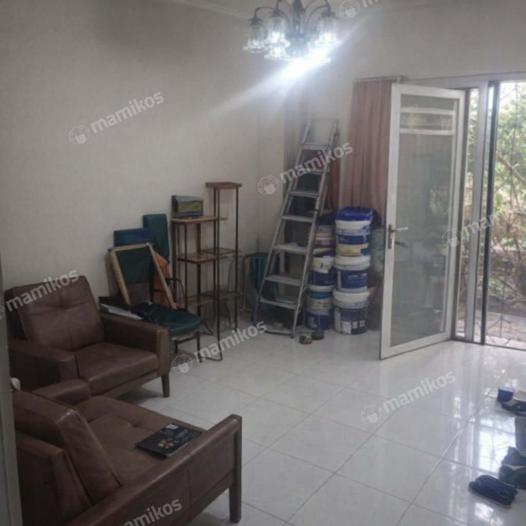Rumah Sertifikat SHM 4 Kamar Tidur 2 Kamar Mandi Duri Kepa Jakarta Barat - Photo 2