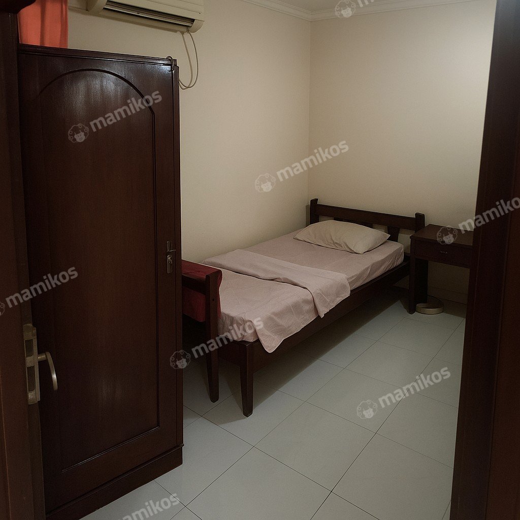 Rumah Sertifikat SHM 4 Kamar Tidur 2 Kamar Mandi Duri Kepa Jakarta Barat - Photo 4