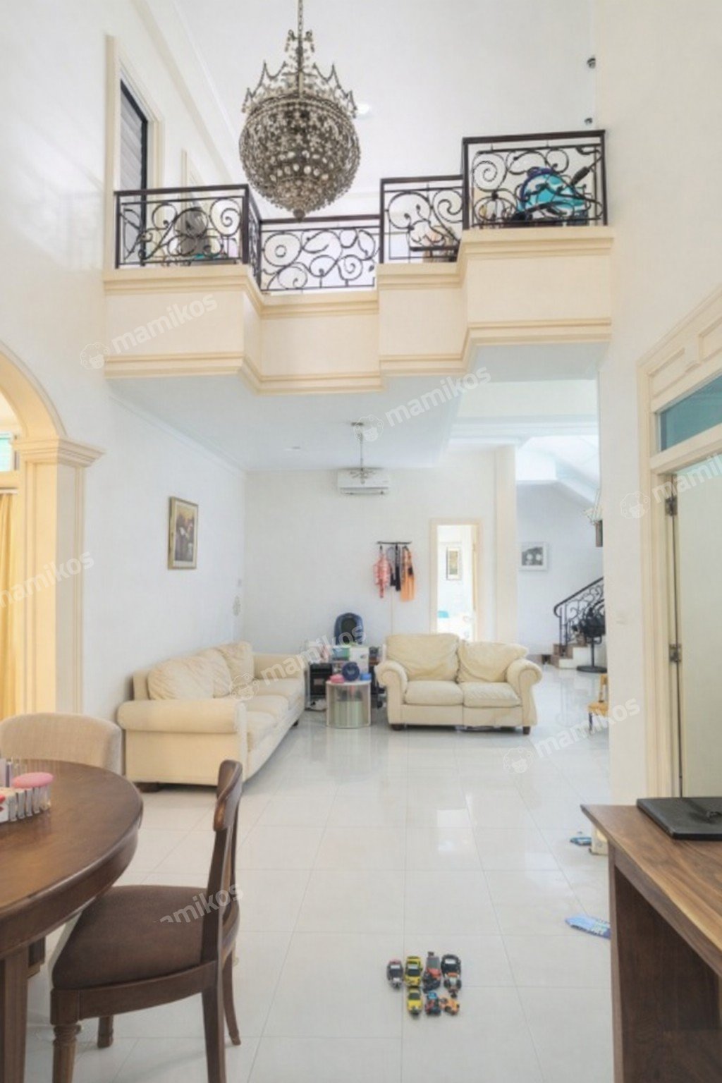 Rumah Sertifikat SHM 5 Kamar Tidur 5 Kamar Mandi Rawamangun Jakarta Timur - Photo 3