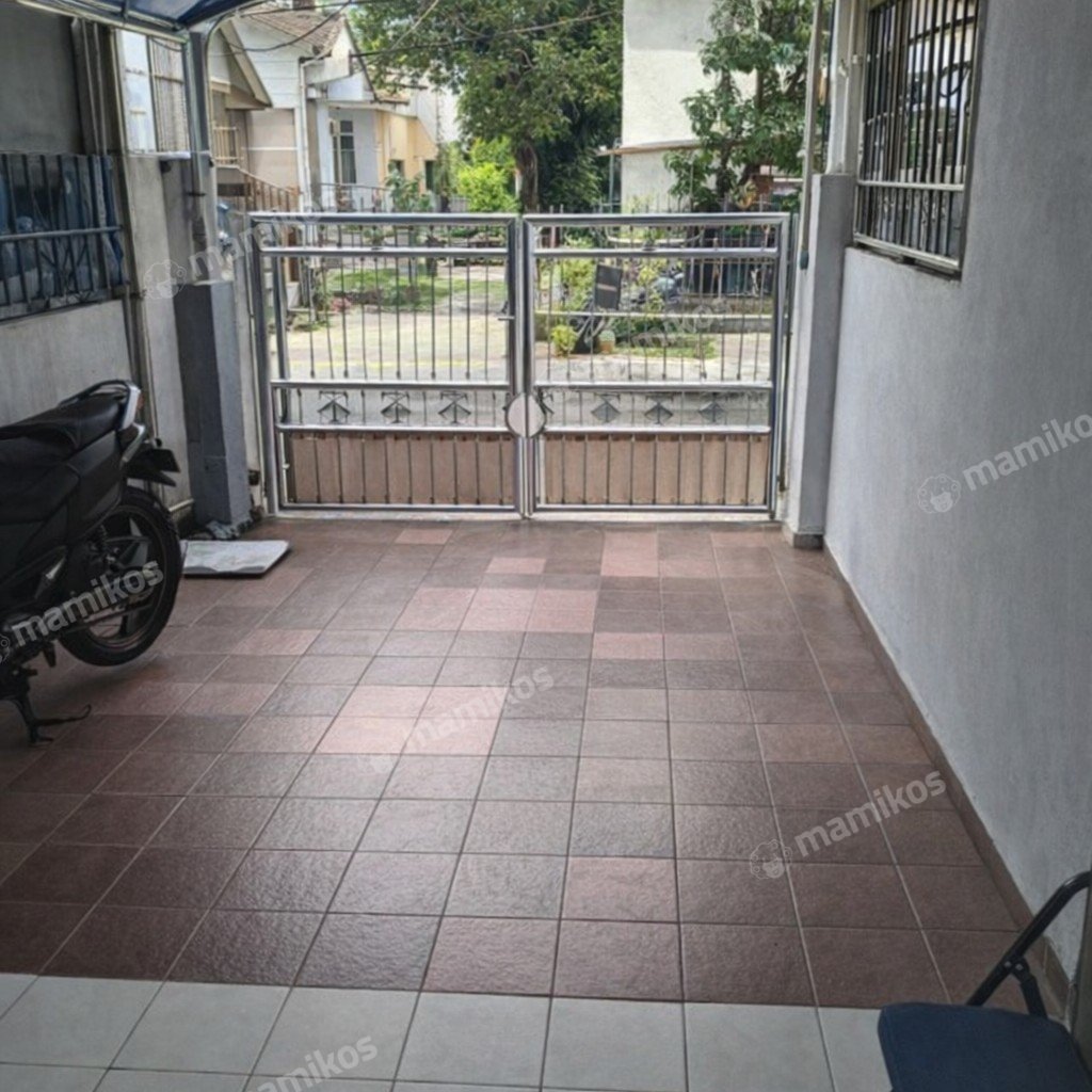 Rumah Sertifikat SHM 2 Kamar Tidur 2 Kamar Mandi Taman Palem Jakarta Barat - Photo 2