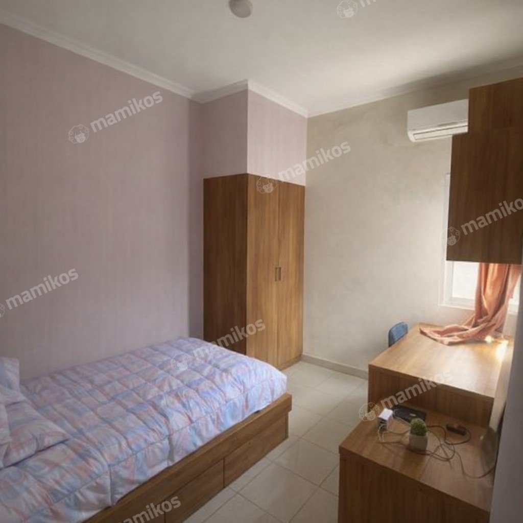 Rumah Sertifikat SHM 2 Kamar Tidur 2 Kamar Mandi Kota Wisata Jakarta Timur - Photo 4