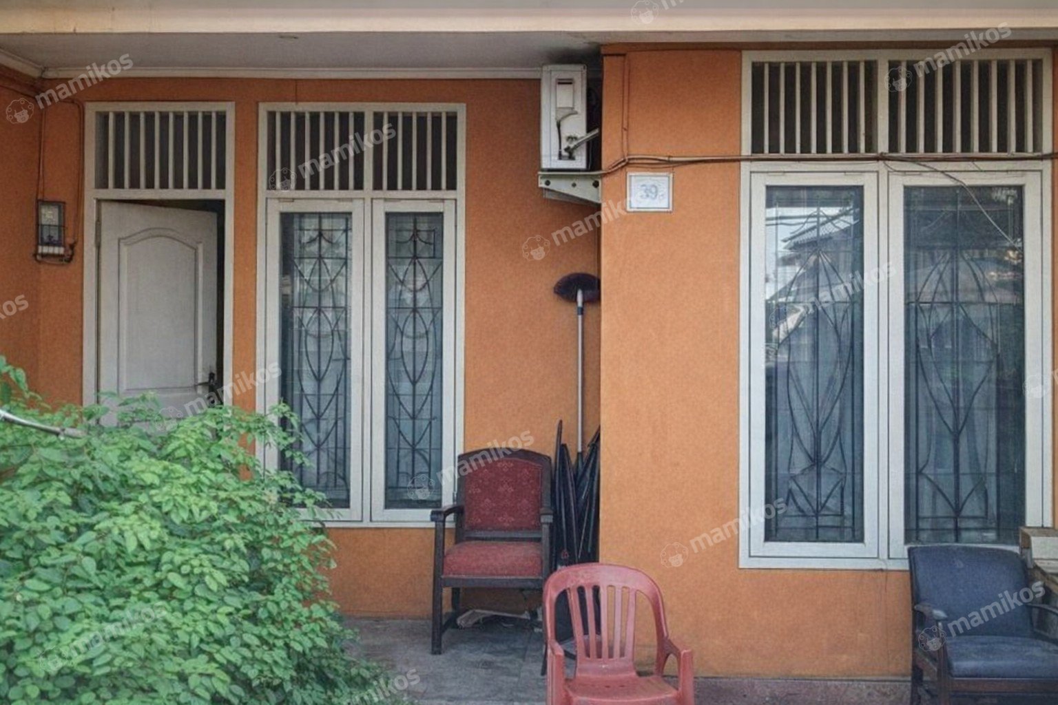 Rumah Sertifikat SHM 6 Kamar Tidur 5 Kamar Mandi Pondok Bambu Jakarta Timur - Photo 2